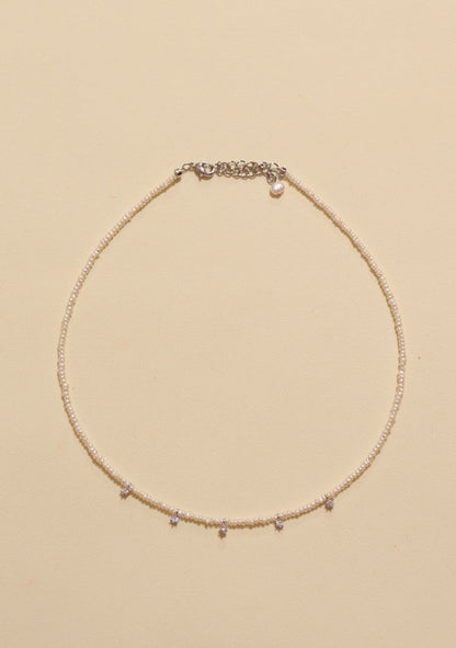 Thin Pearl Choker