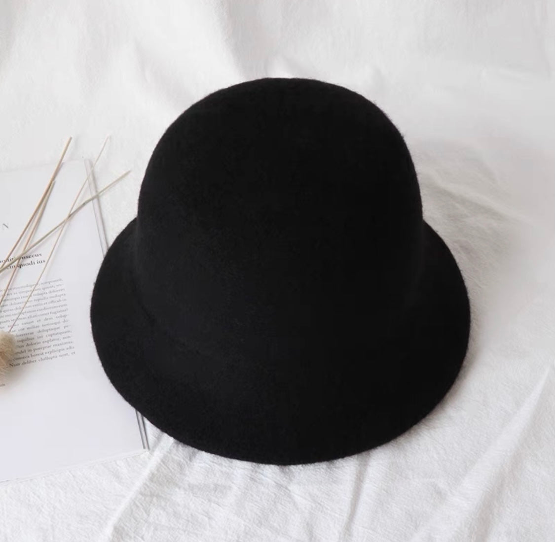 WOOL BLEND BUCKET HAT