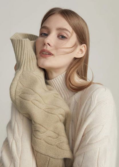 CABLE WOOL SWEATER